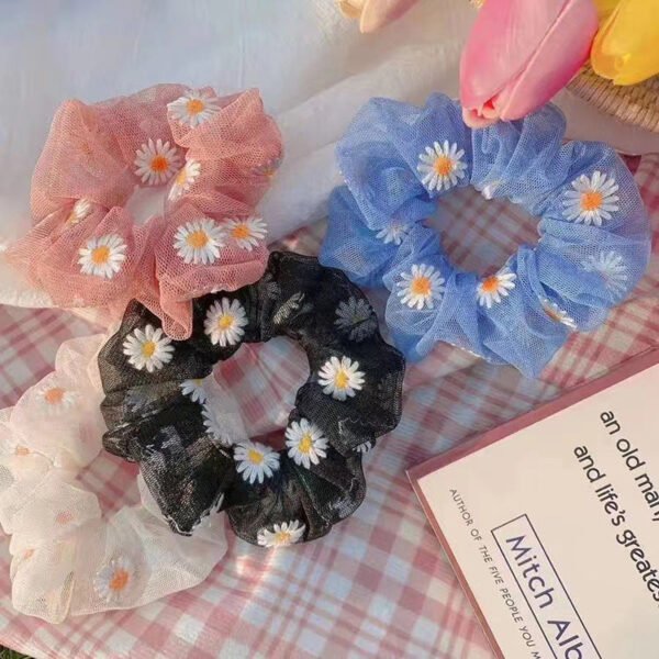 2020 Hot Sale Polyester Mesh Embroidery Small Daisy Sunflower Embroidered Tulle Fabric For Dress